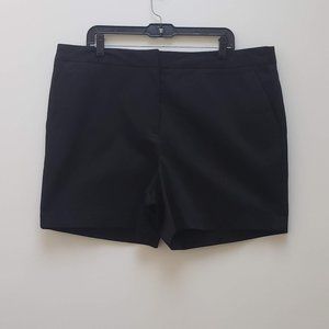 Worthington Black Shorts size 18
